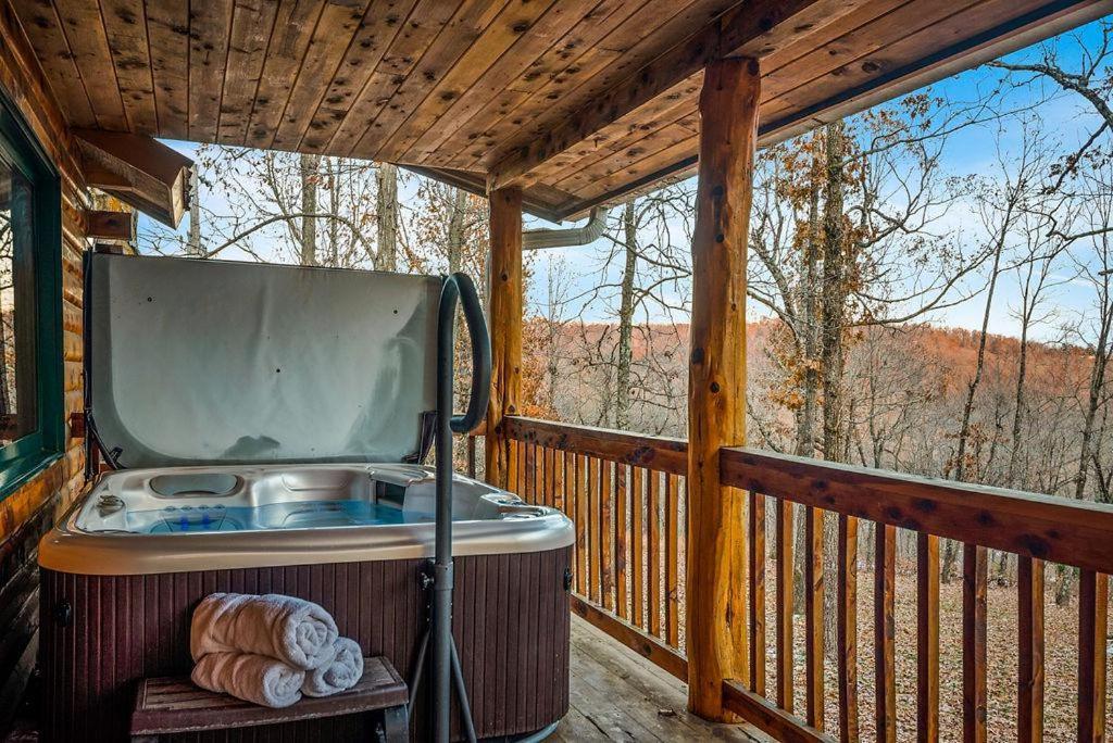 Fly Away Cabin- Modern, Serene, And Convenient Compton Buitenkant foto