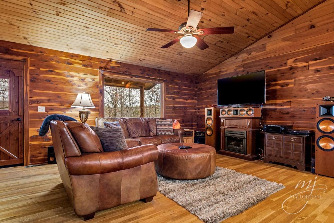 Fly Away Cabin- Modern, Serene, And Convenient Compton Buitenkant foto